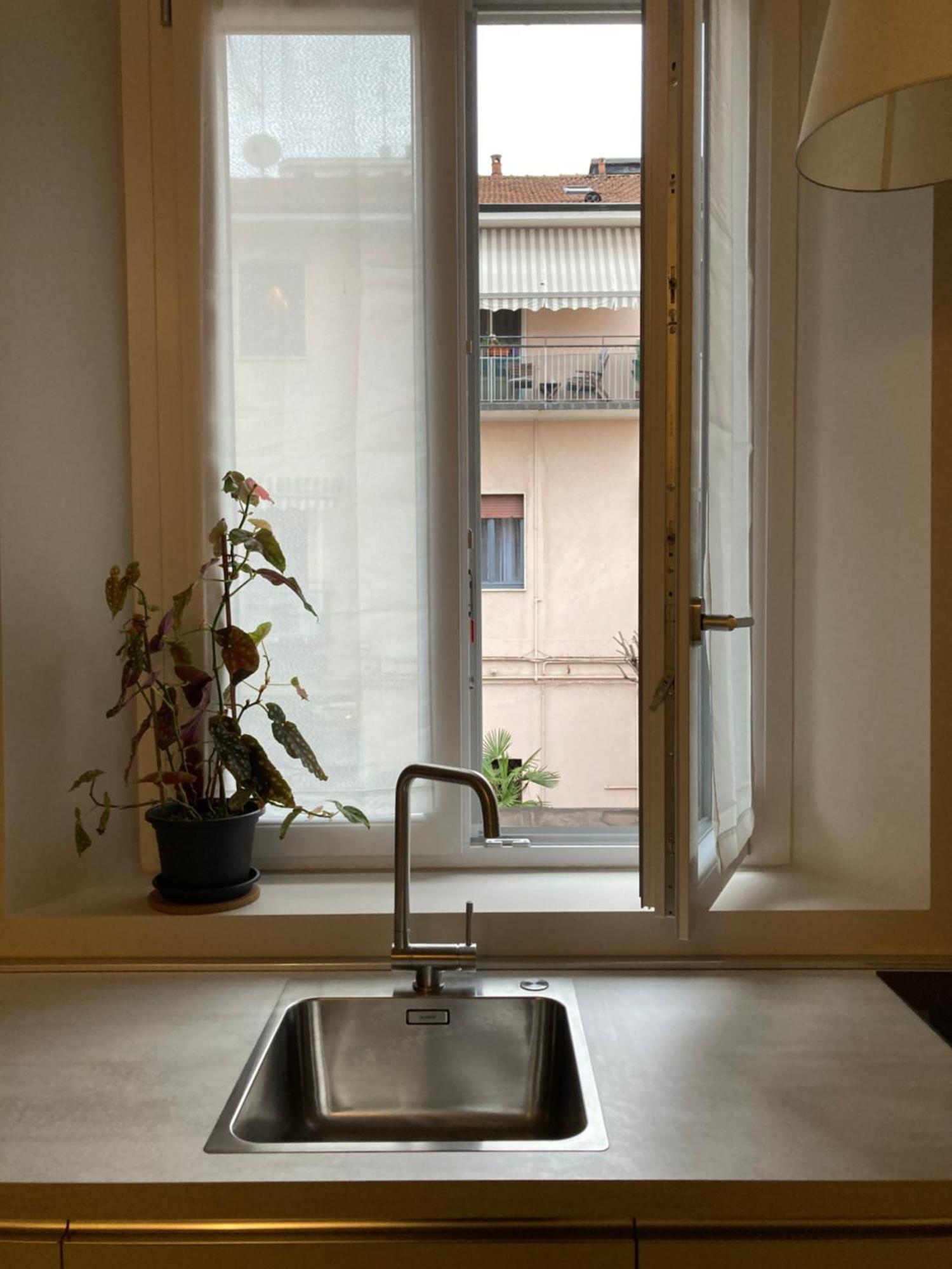 Newly Renovated Two-room * Mailand