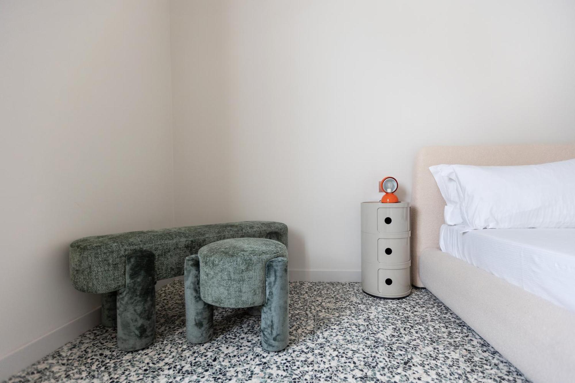 Newly Renovated Two-room * Mailand